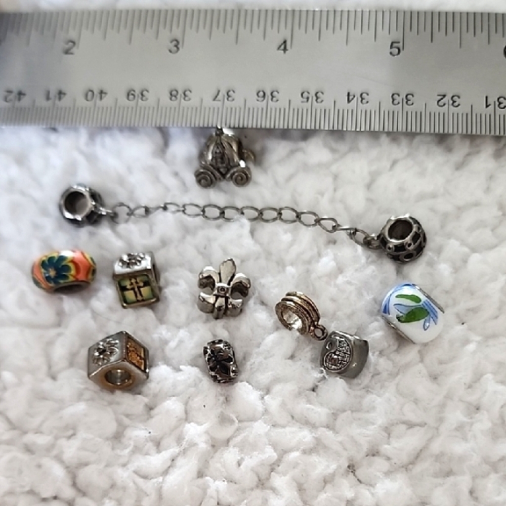 11 Charm Beads